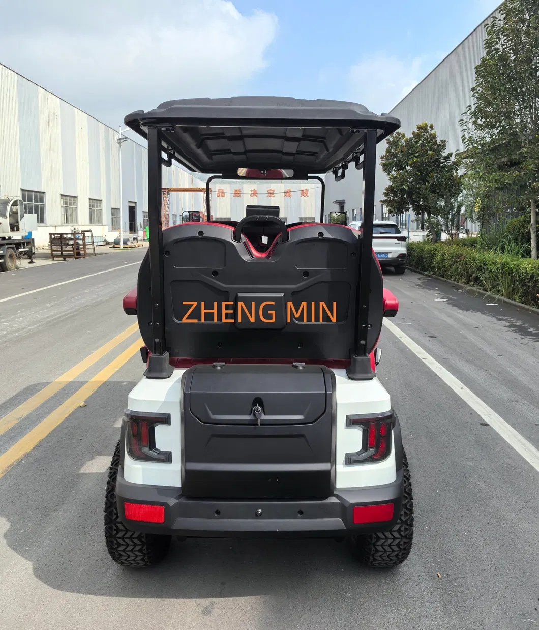 Long Driving Range Aluminium Hub 4 Seater 48V Electric Golf Cart for Industrial Parks at Cheap Price