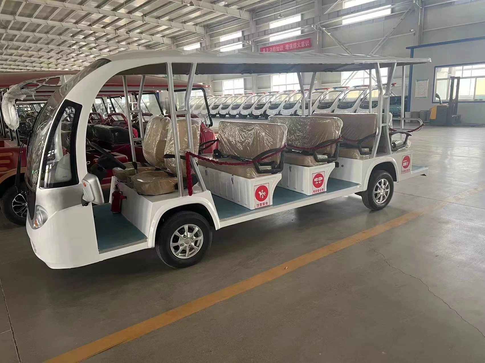 Attractive Price New Appearance14 Seater Community Shuttle Electric Sightseeing Car Golf Cart