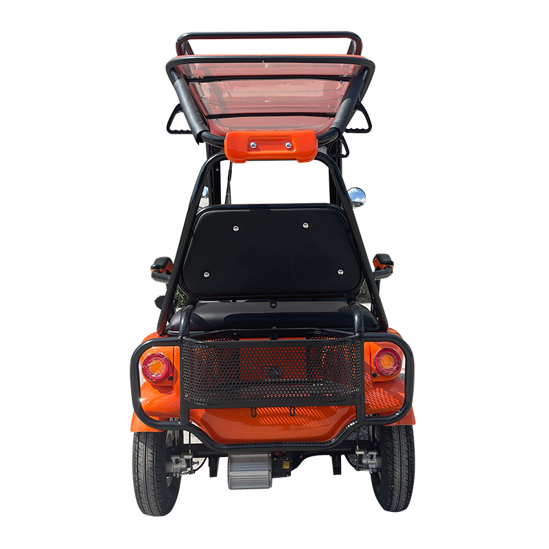 Adults 2026 Small Electric Lithium Solar Powered 4 Seater Golf Cart 2500W Motor 30-50km/h Speed 50-70km Range EEC Certified 60V