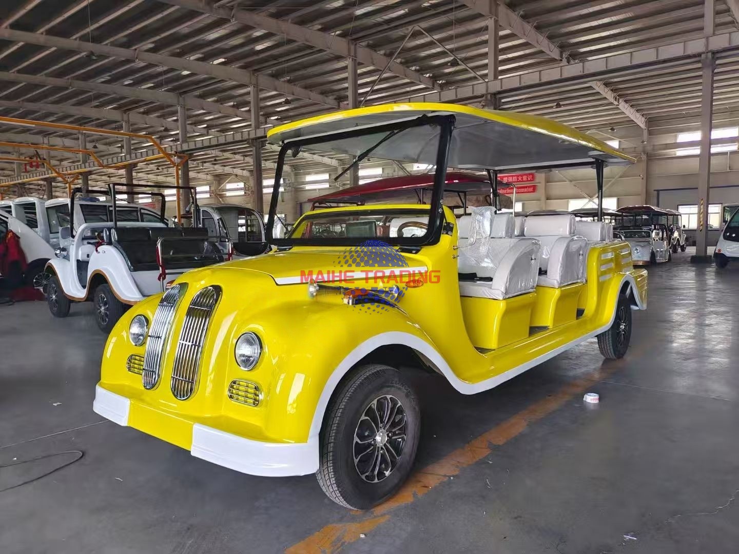 Luxury Electric Golf Cart Customizable Precious-Class for Luxury Golfing Experiences