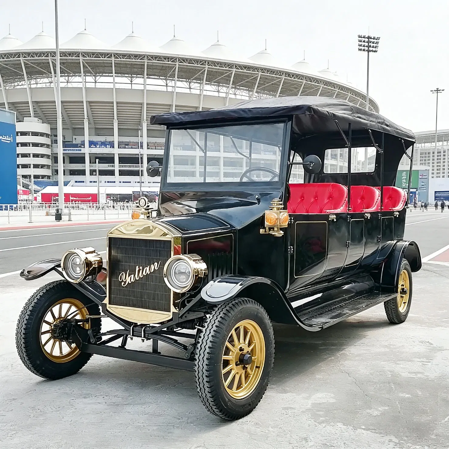China Factory 8 Passenger Sightseeing Trolley Electric Classic Car Antique Golf Carts
