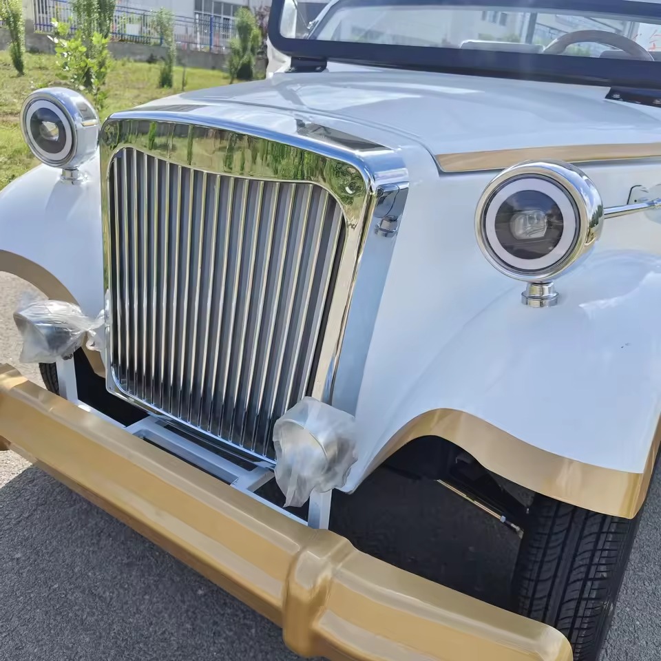 Old Retro Electric Vintage Classic Car Antique Golf Cart Buggy for Sightseeing Classic Car Sightseeing