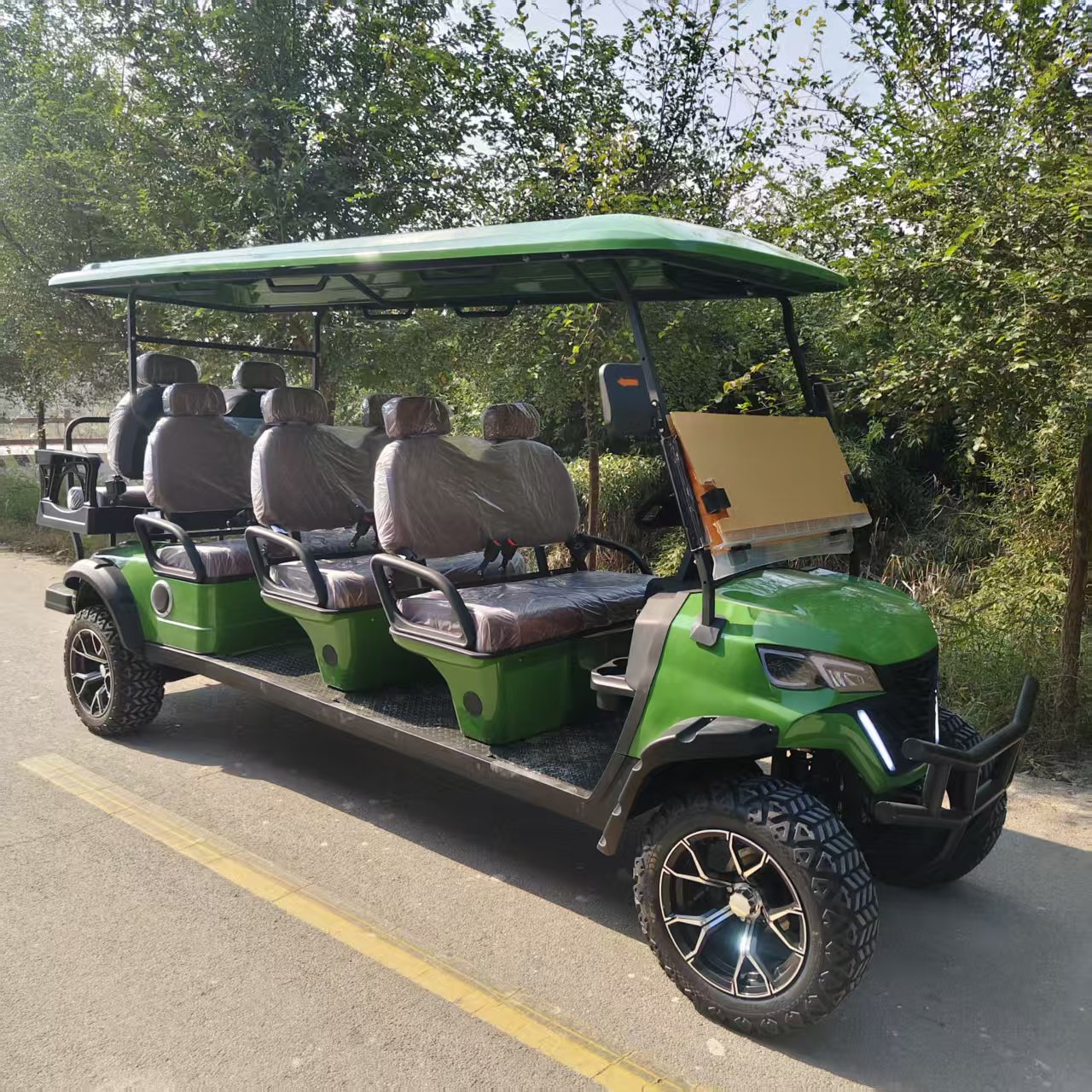 Camp Gas Golf Cart Gas Powered Buggy 8 Seater 6+2 Club Car Gasoline Golf Car for Resorts Hotel