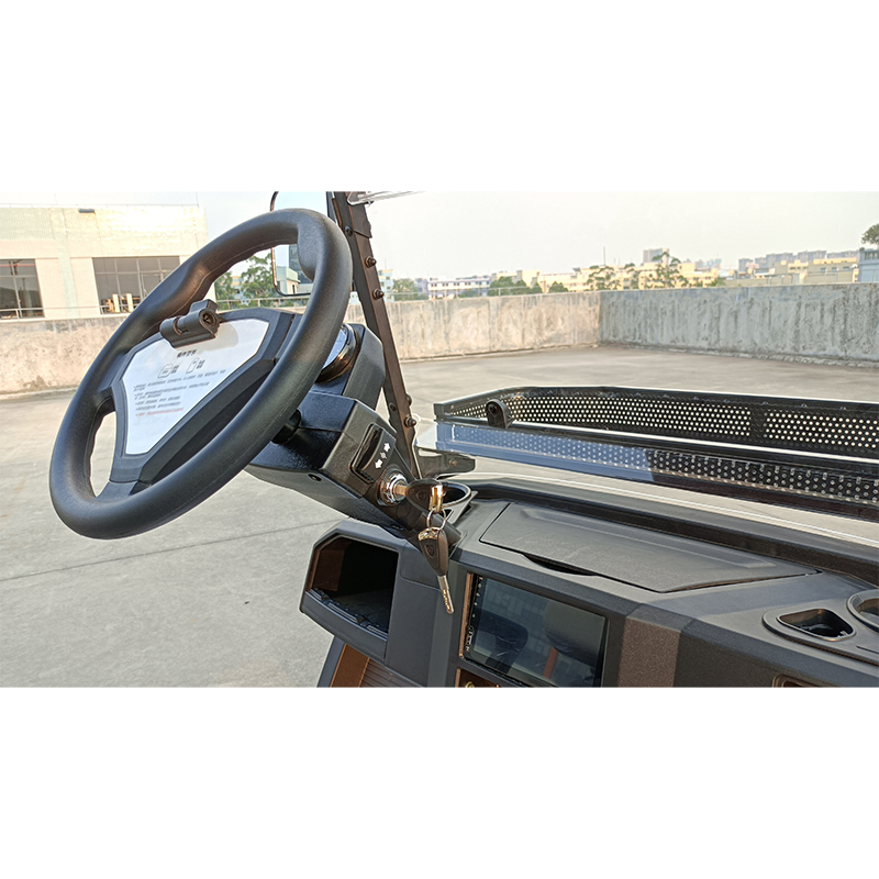Long-Range Industrial Golf Cart for Golf Courses Electric Car with Sturdy and Durable Construction