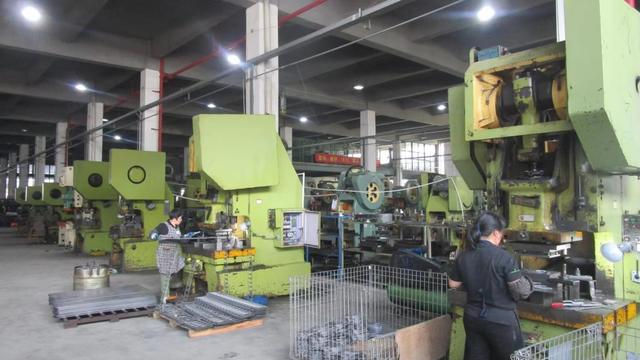 Sarr Golf quality inspection and vehicle testing process