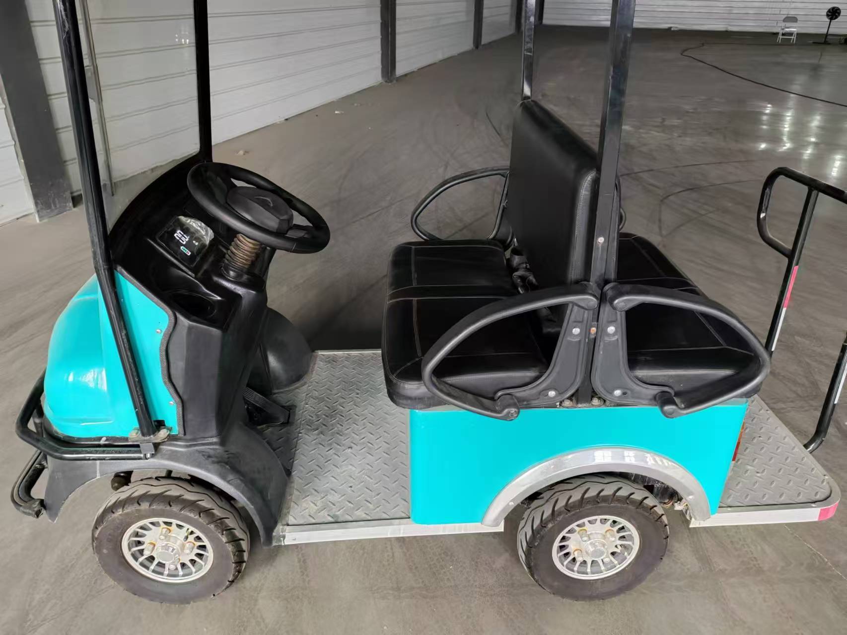 Binocular Vision Autonomous Driving Electric Golf Carts with Artificial Intelligence Technology Park Vehicles Logistics Vehicles
