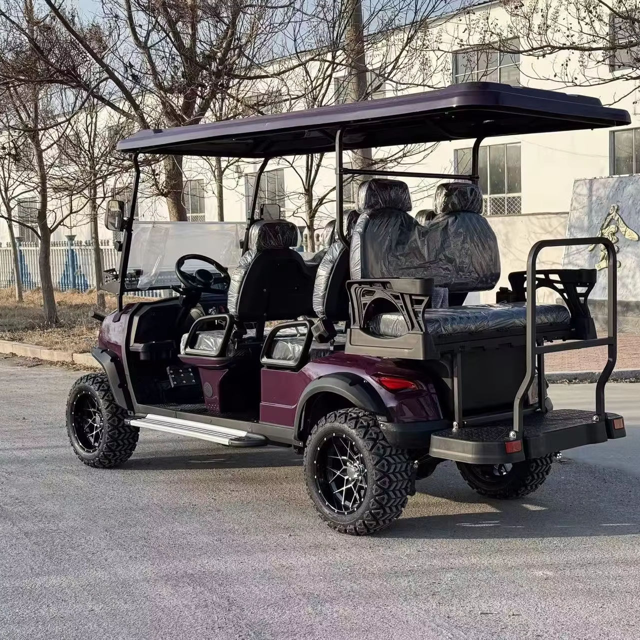 Golf Cart Car Custom Off-Road 5-6 Seater Electric Golf Cart with Lithium Battery Professionally Designed for Clubs