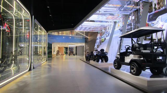 Sarr Golf electric golf cart assembly and production process