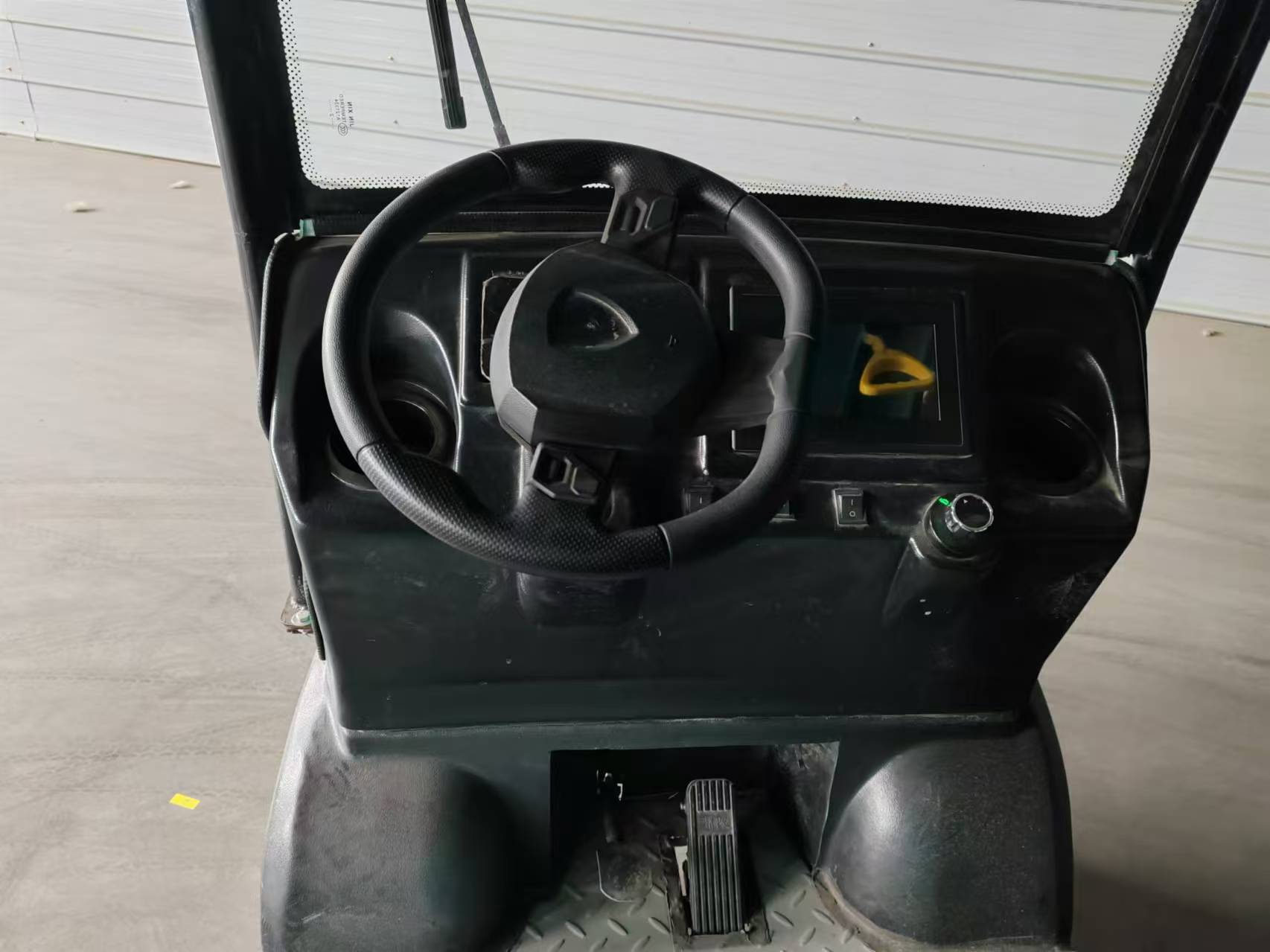 Binocular Vision Autonomous Driving Electric Golf Carts with Artificial Intelligence Technology Park Vehicles Logistics Vehicles