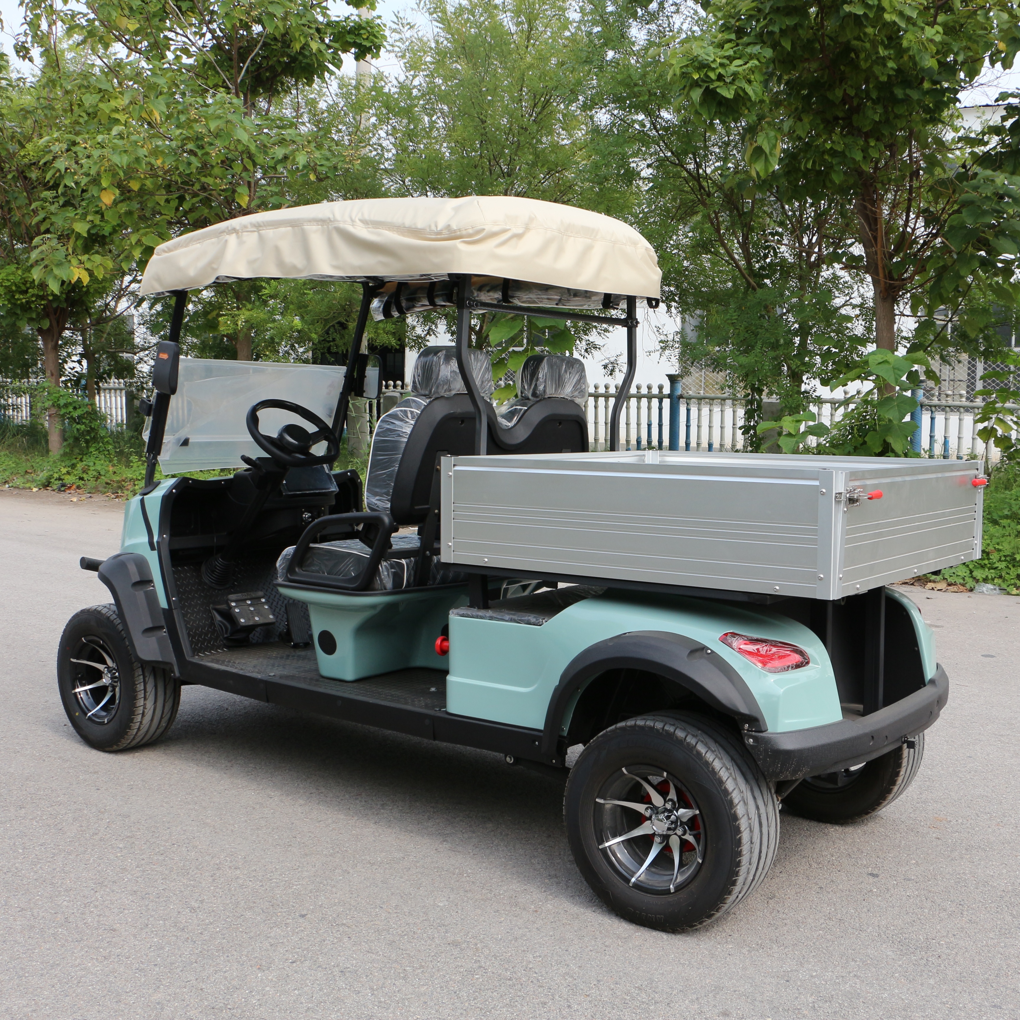New Energy 72V Lithium Golf Cart Long Range 4 Seater Electric Vehicle With Smart Battery Management System
