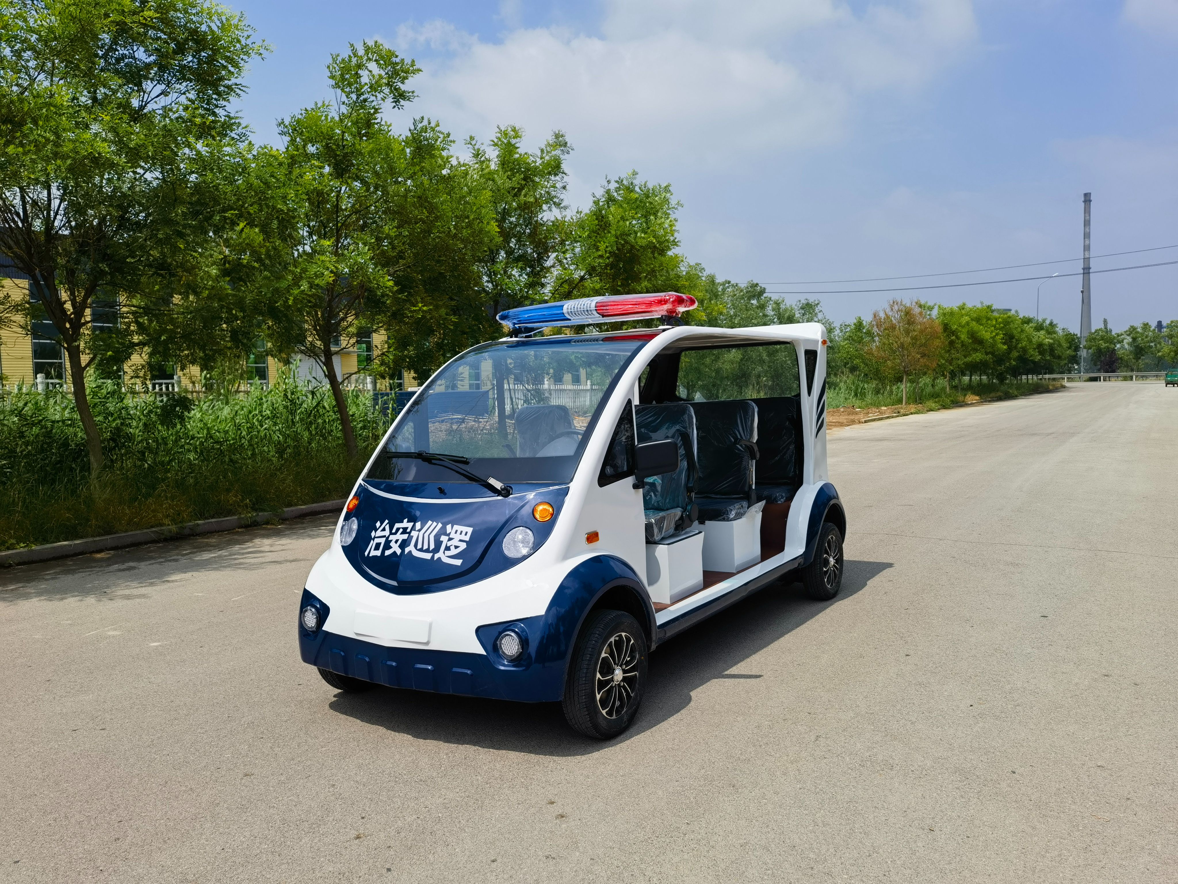 Factory Electric Autonomous Golf Cart with Flashing Security Lights Vehicle Maintenance-Free Battery Powered Patrol Car