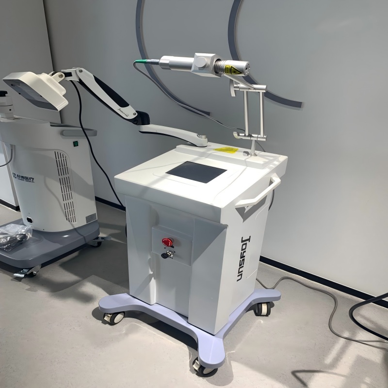 Hot Seller Medical Physical Therapy Machine Laser Machine Diode 808nm 650nm Laser System