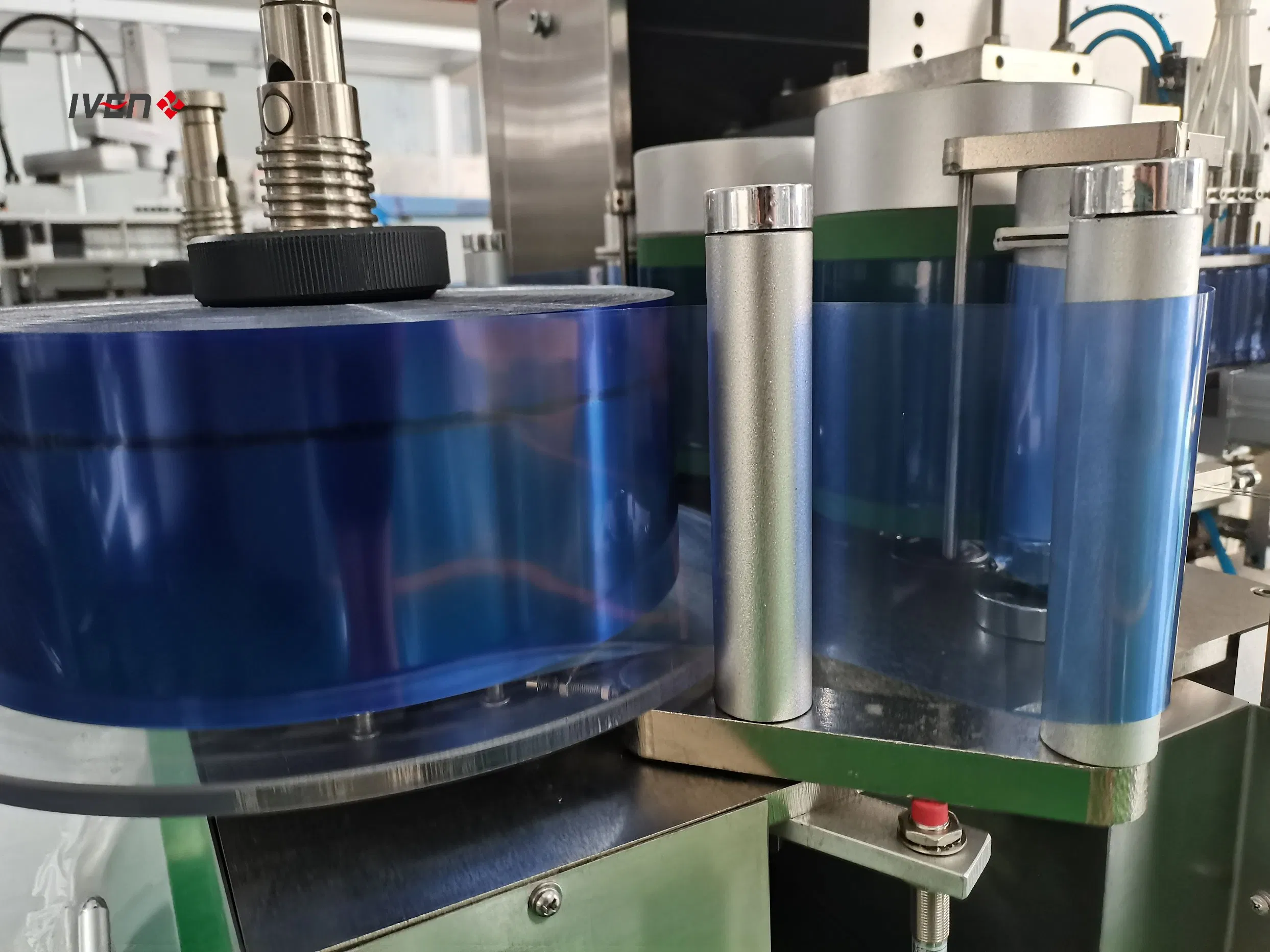 PE/PP Plastic Bottle Sealing Machine Intravenous Therapy Bfs Filling Line/Ultrasonic Soft Tubes Filling Sealing Machine for Healthcare and Pharmaceutical