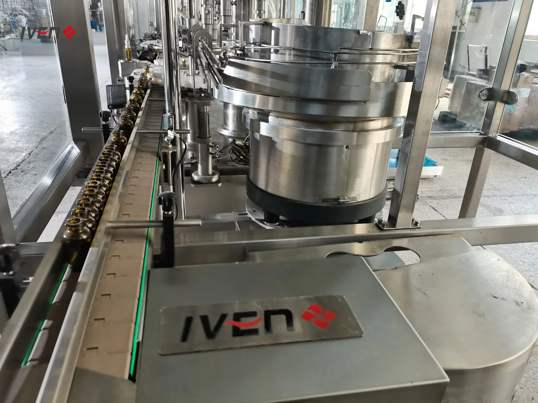 Advanced Nasal Irrigation Fluid Bottling System with GMP Compliance/Efficient Nasal Irrigation Fluid Filling System with Quality Assurance