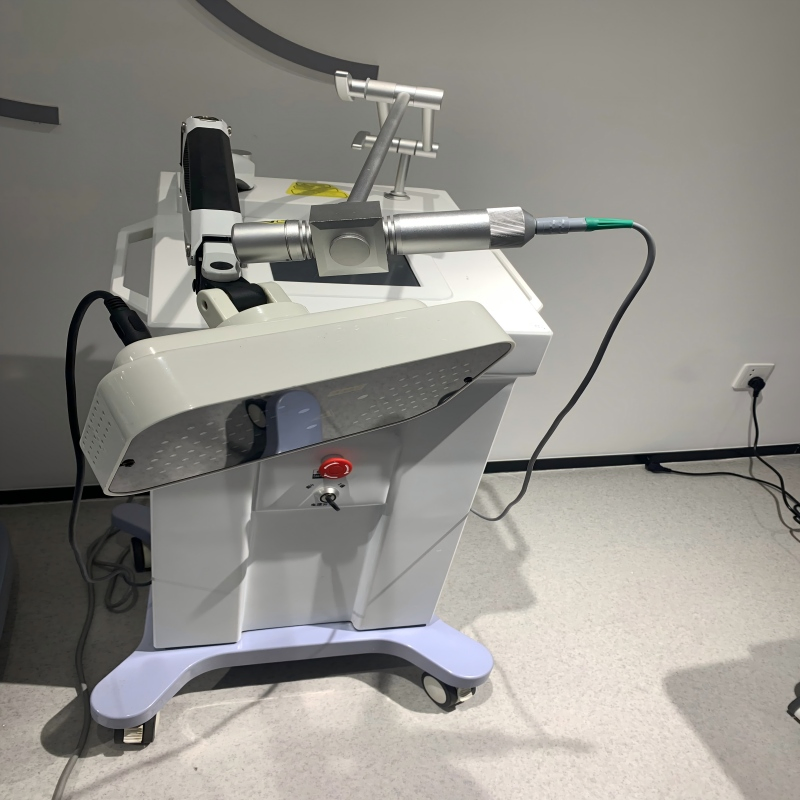 Hot Seller Medical Physical Therapy Machine Laser Machine Diode 808nm 650nm Laser System