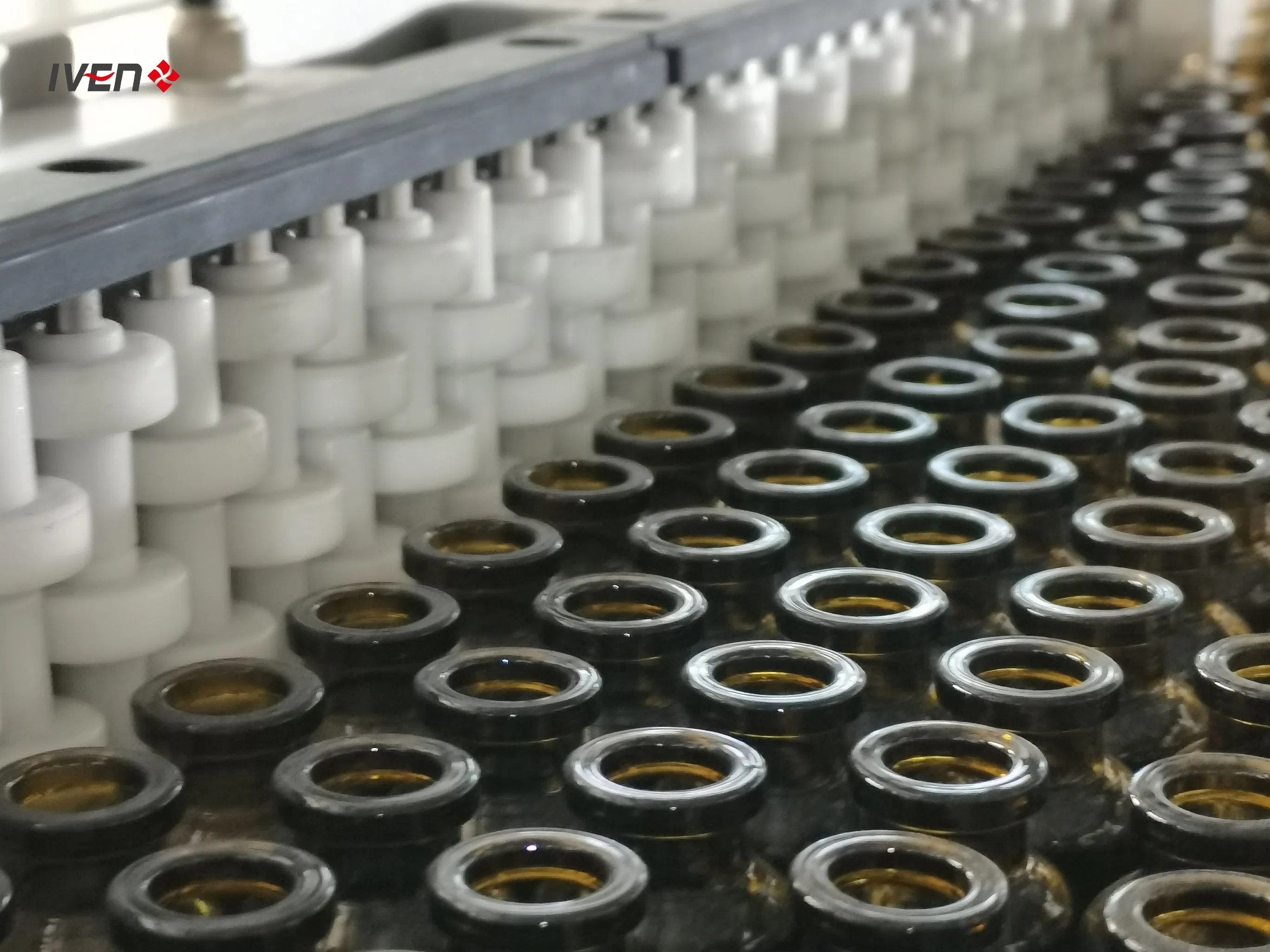 Efficient Capping and Filling System for Spray Bottles