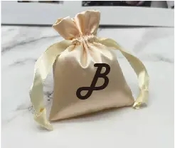 Bolsa de joyería pequeña impresa con logo, bolsa de satén con cordón, bolsa de seda para pelucas, sujetadores, lencería, cosméticos, zapatos