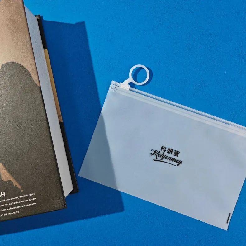 Bolsas de embalaje de ropa personalizadas con cierre de cremallera, impresión a color, CPE, PE, EVA, LDPE, HDPE, PVC, plástico claro, mate, escarchado