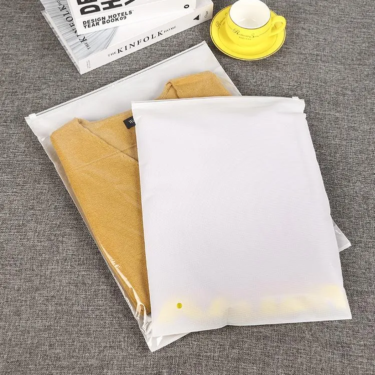 Bolsa de plástico con cierre tipo zip personalizada de fábrica, transparente / mate para ropa, camiseta