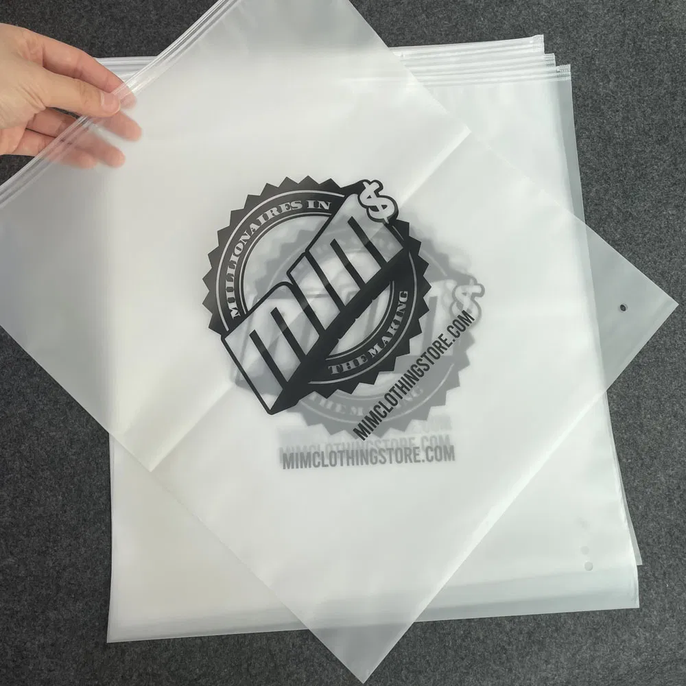 Bolsa de plástico mate helado impresa con cierre zip, bolsa de embalaje de plástico helado para camisetas y ropa