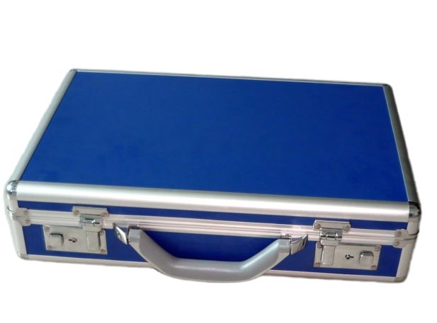 Maletín de aluminio premium para ejecutivos de negocios y viajeros