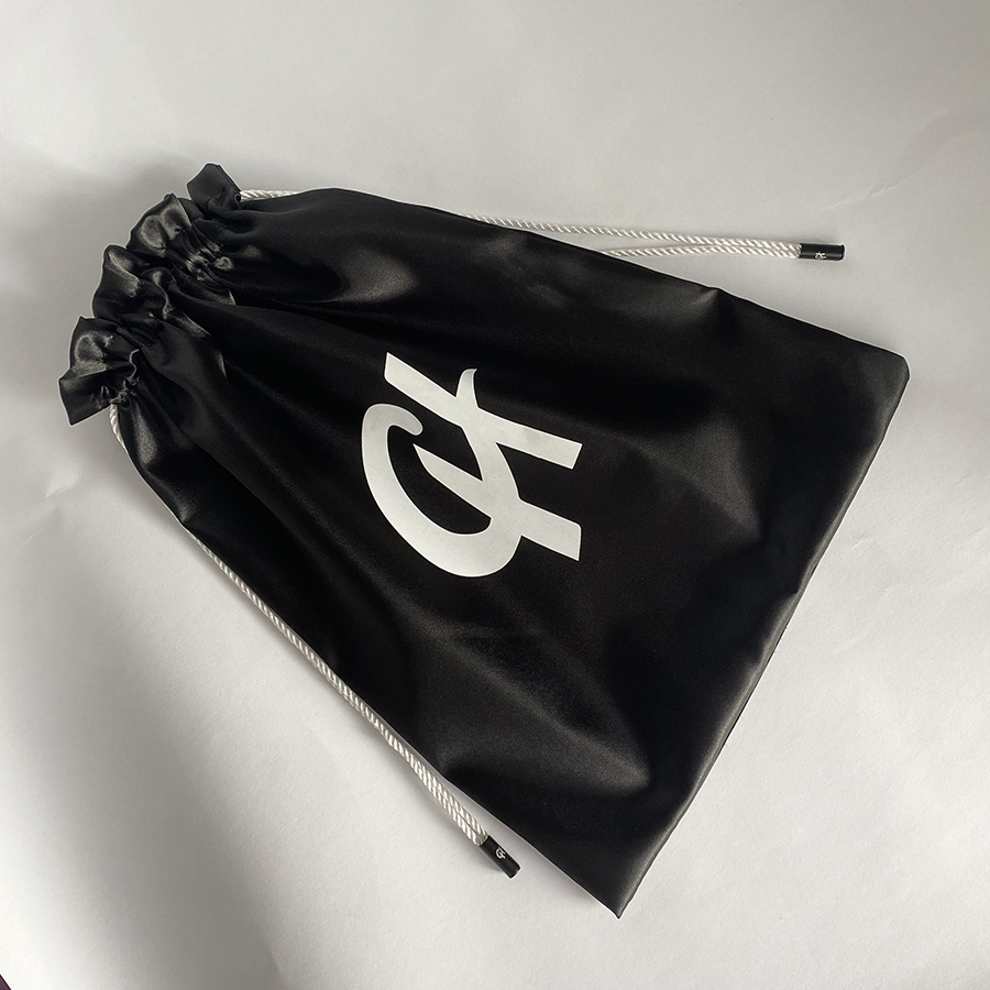 Bolsa de almacenamiento de regalo personalizada de lujo de satén de seda para pelucas, bolsos, zapatos, sombreros, con cordón para gorras de béisbol