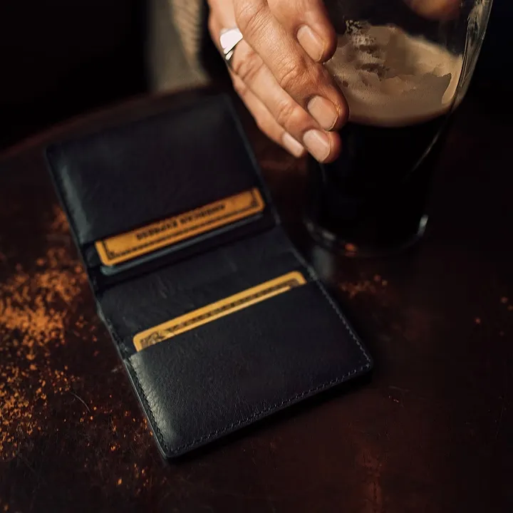 Tarjetas personalizadas al por mayor, bolso de pasaporte, bolsa premium para hombres, billetera de cuero genuino