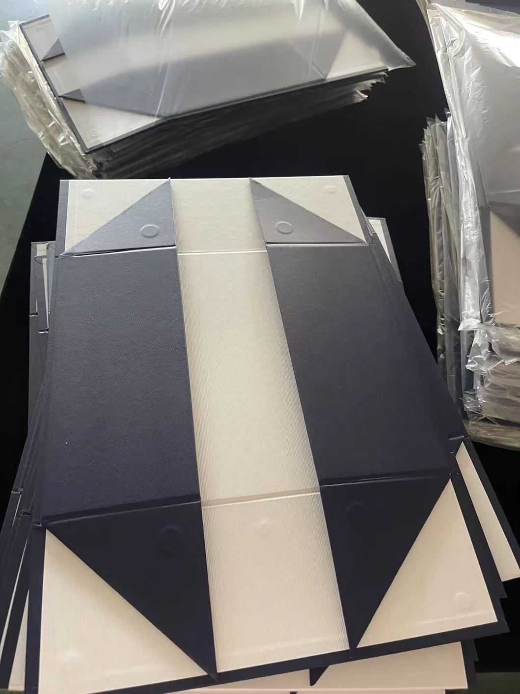 Bolsa de tela de satén impresa a medida para zapatos de alta gama y regalos