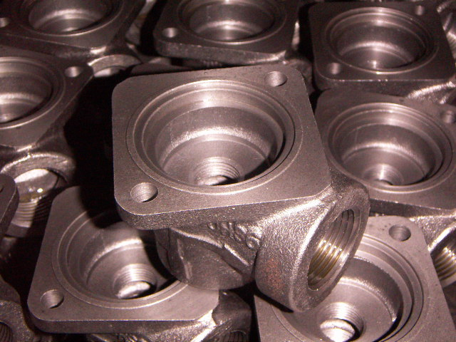 Precision Pump Valve Construction Machinery Part Steel Iron Investment Casting