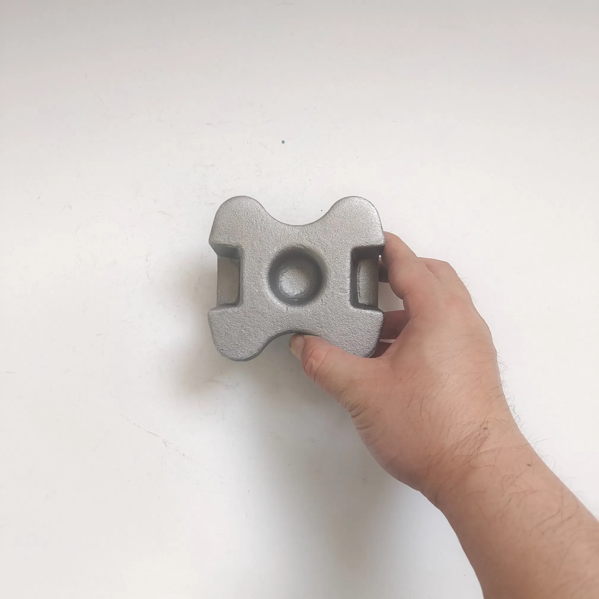 Forged Steel Electric Power Hanging Ring by Clsoed Die Forging