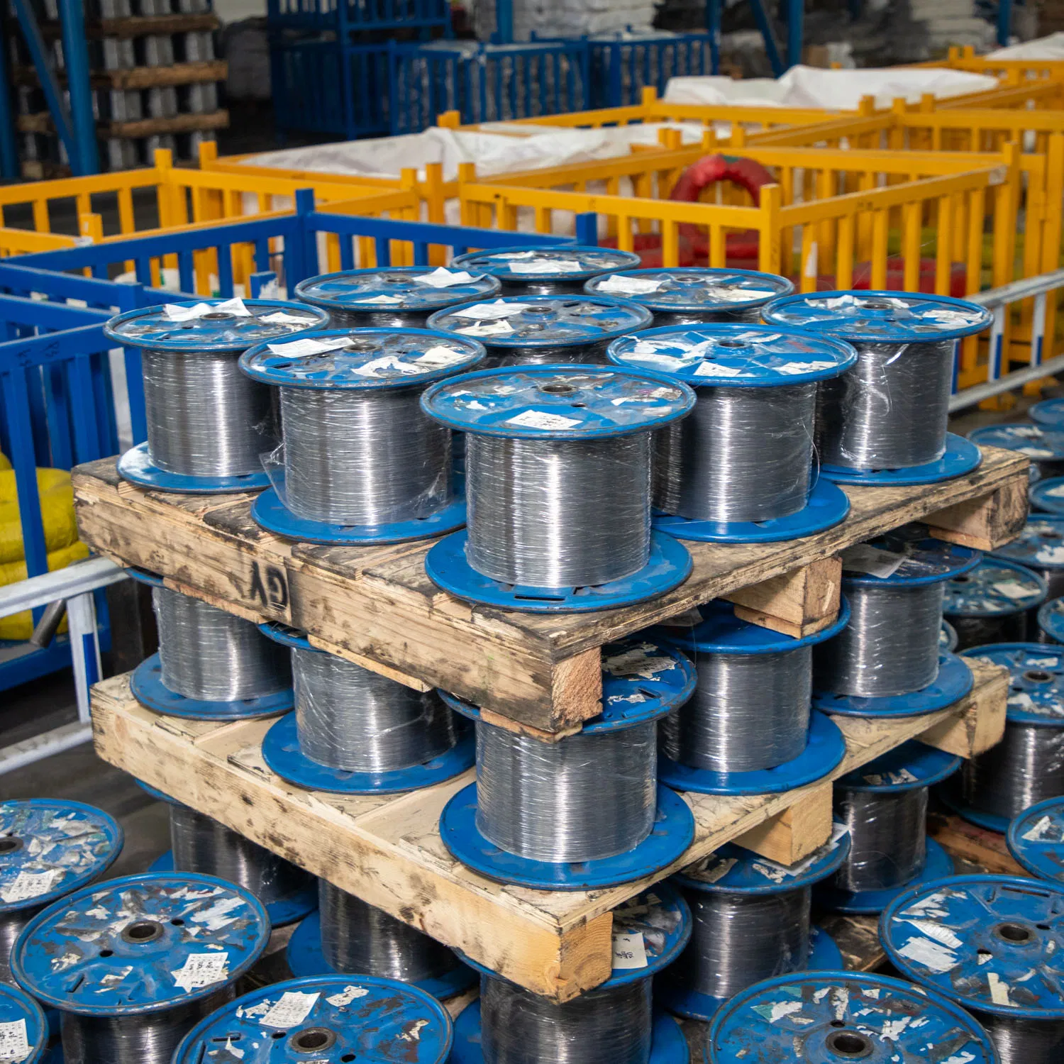 0.15-13mm Cold Drawn Hot Treatment High Carbon Tensile Smooth Spring Steel Wire