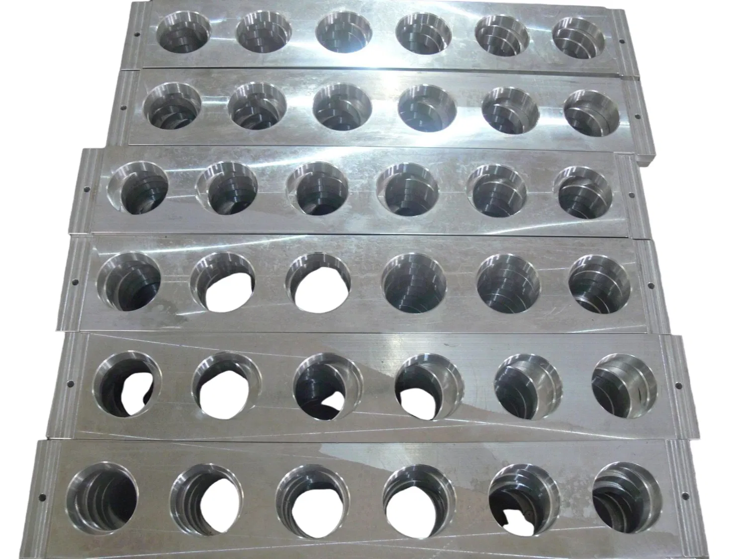 CNC Machining Part CNC Precision Part Heavy CNC Machining Large Machinery Housing Parts Steel Frame Shell Fabrication and Welding Assembly Welding Structure