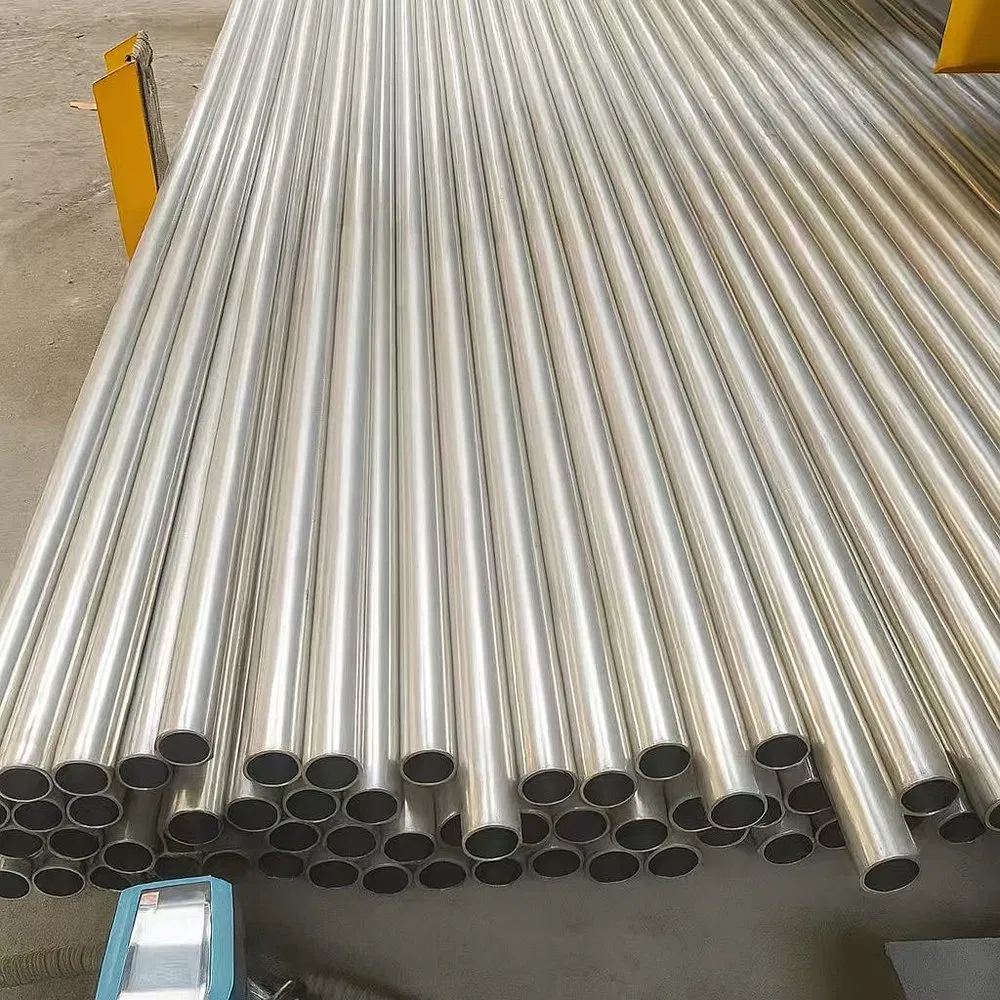 Durable Thickness Customizable ASTM JIS 316 2205 Stainless Steel Exhaust Pipe for Chemicals