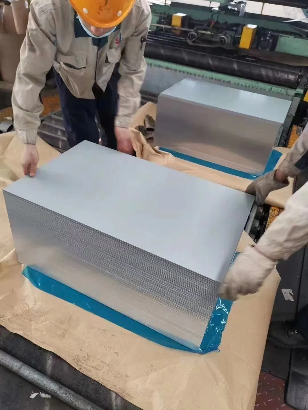 High-Quality Electro Galvanized Steel Hot Dipped Galvanized Steelprepainted Galvanized Steel Coated Galvanized Steel for Generator/Shell (Secc/Seccn/Secd