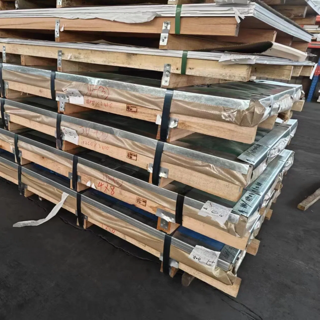 AISI Ba 2b 2D Surface High Quality Round Hot Rolled Galvanized Coil Stainless Sheet Steel Tube Plate