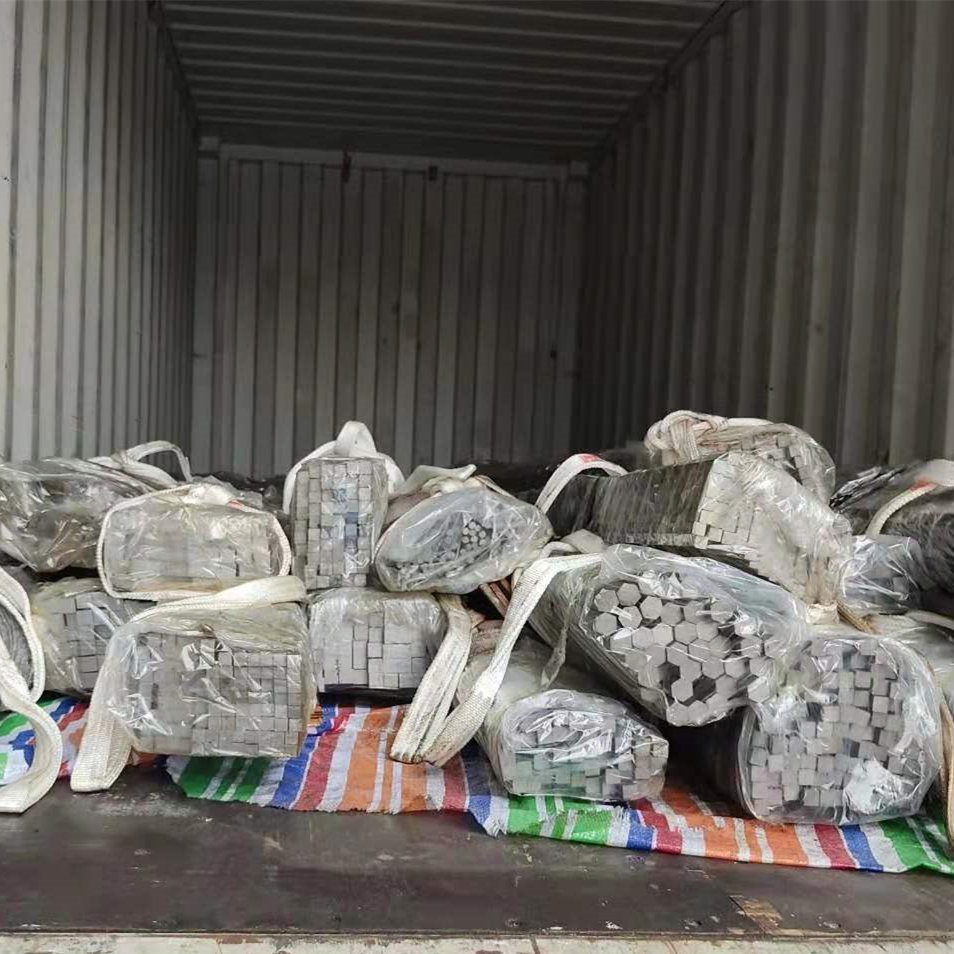 A36 SAE 1018 1020 1045 Ss400 S20c S45c C45 40cr En8 En19 4140 Cold Drawn Steel Square Bar