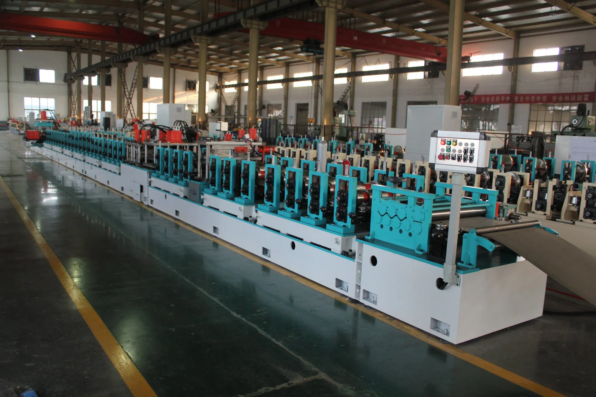 China Manufacturer High Corrosion Resistance Steel Profile for Commercial Vehicle