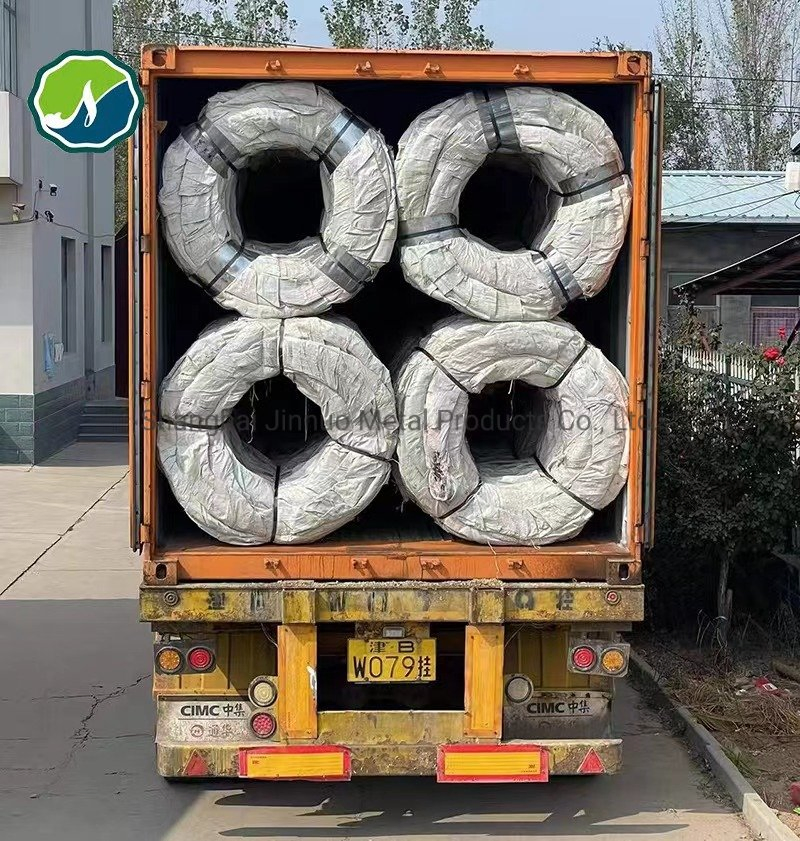 Galvanized PVC Stainless Steel Concertina Razor Barbed Wire Bto-16 18 22 60 Cbt-65 Fencing Wire Price