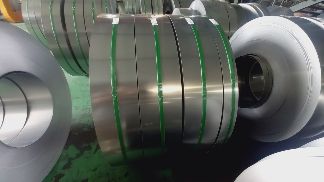 Cold Rolled Steel Zinc Rolls Hot Dipped Galvanized Steel Coils Dx51 SPCC Grade