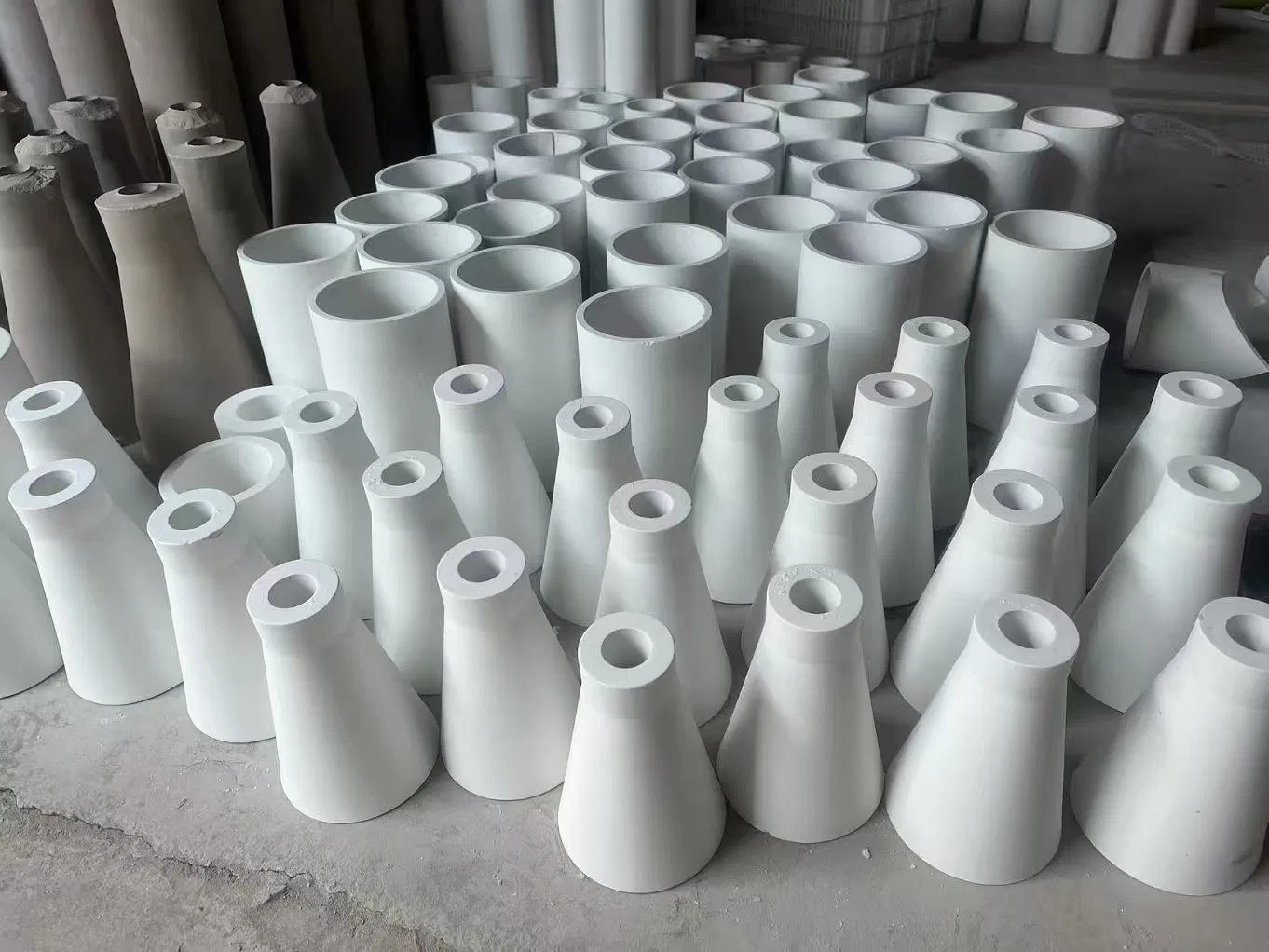Durable Carbon Steel Tubes Featuring 92% Alumina Ceramic Coating