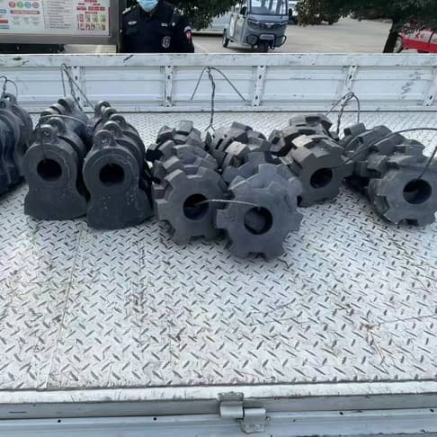 Mining Hammer Crusher Ceramic Composite Hammer Heads Crusher Parts