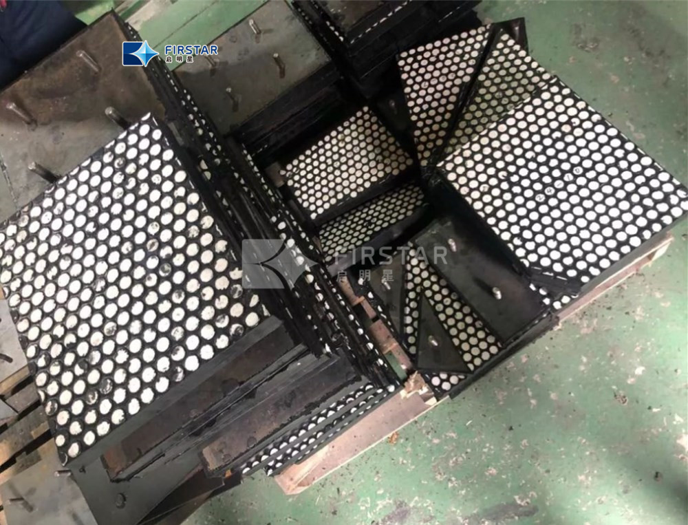 Steel-Rubber-Ceramic Composite Wear Liner Plate for Conveyor Skirting