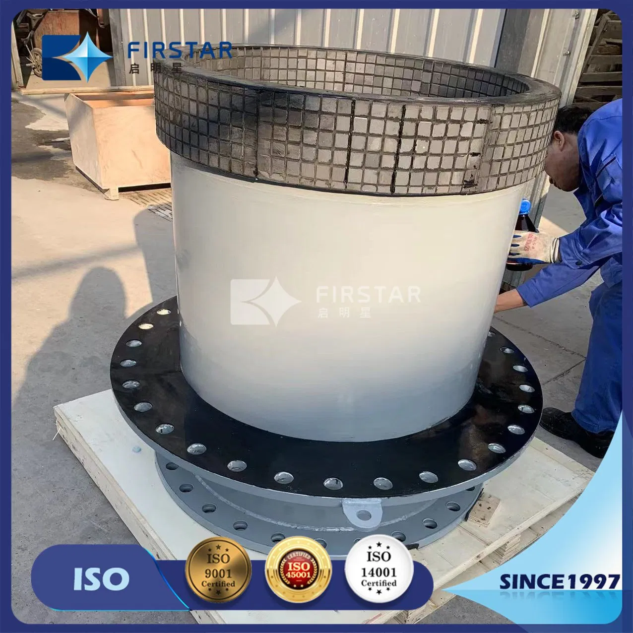 Customized Silicon Carbide Mining Bricks with Durable Rubber Liner