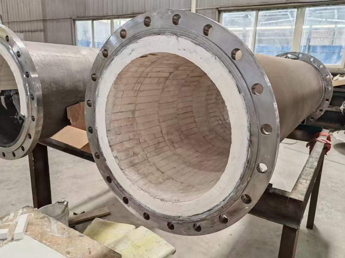 Ceramic Lined Steel Pipe with 95%Alumina Ceramics for Mining Industries