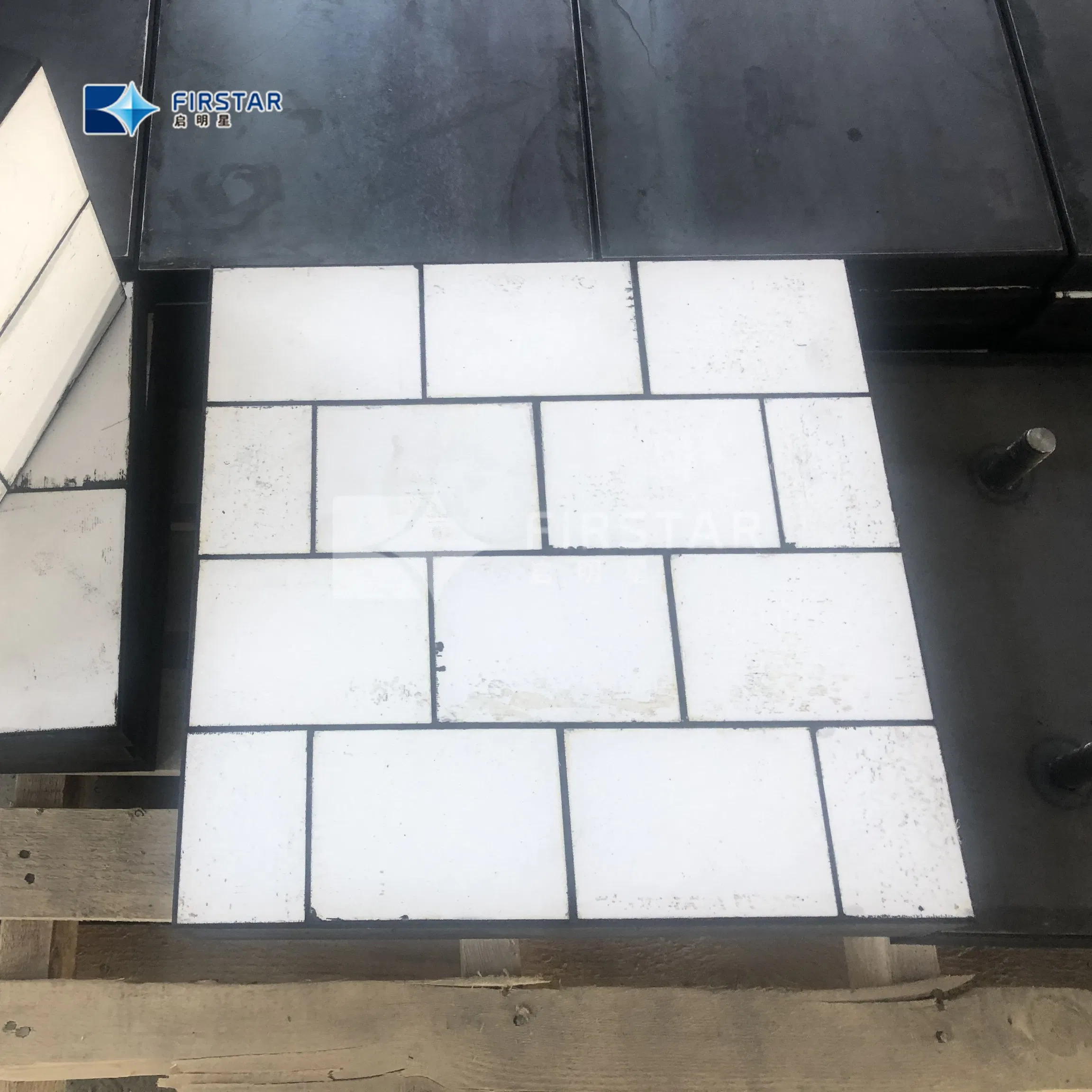 Hot Vulcanized Ceramic Wear Liner Steel Backed Plates and Rubber Matrix