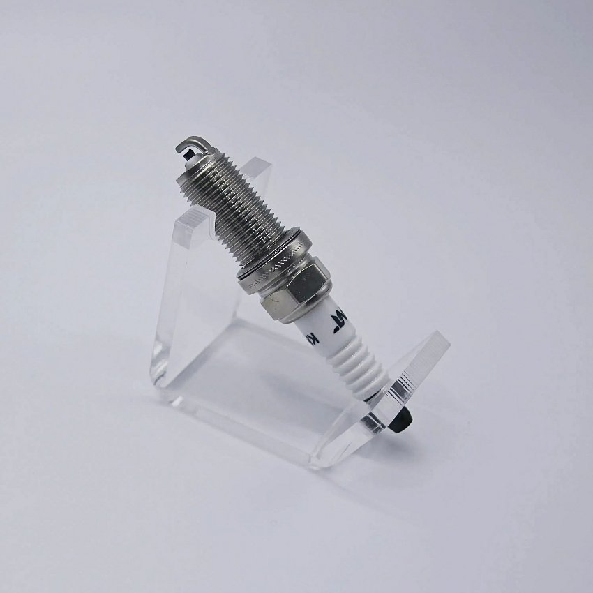 Wholesale China High Quality Auto Parts Spark Plugs for Japanese, Korean Cars, Toyota, Corolla, Hyundai, Suzuki, Vitara, Nissan Auto Parts