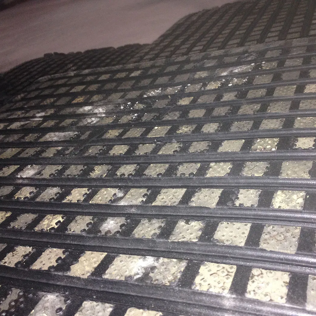 Anti-Wear Solutions Chute Wear Liner Ceramic and Rubber Steel Backed Plate