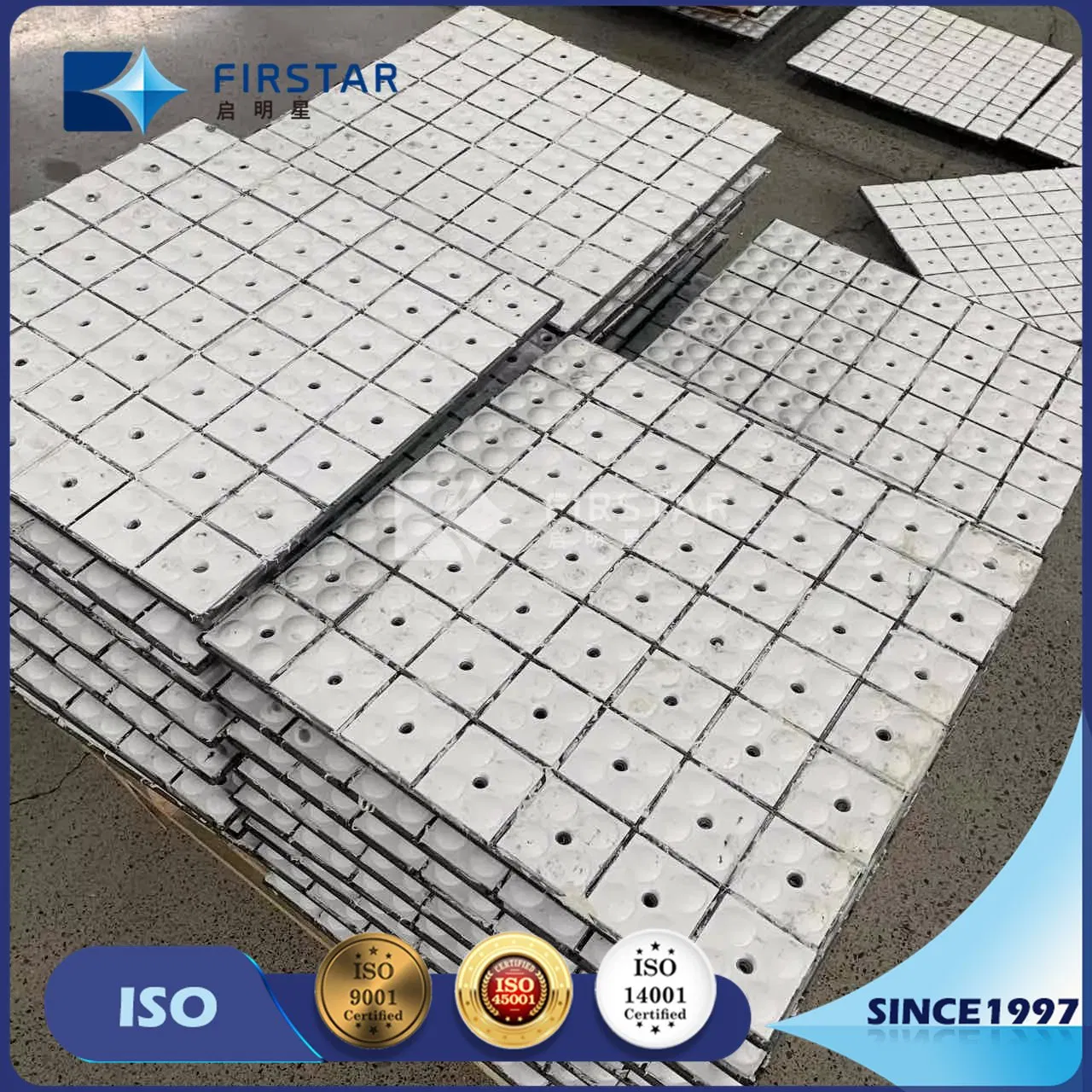 China Manufacturer Steel Backed Welabled Ceramic Wear Liner for Mining Industry