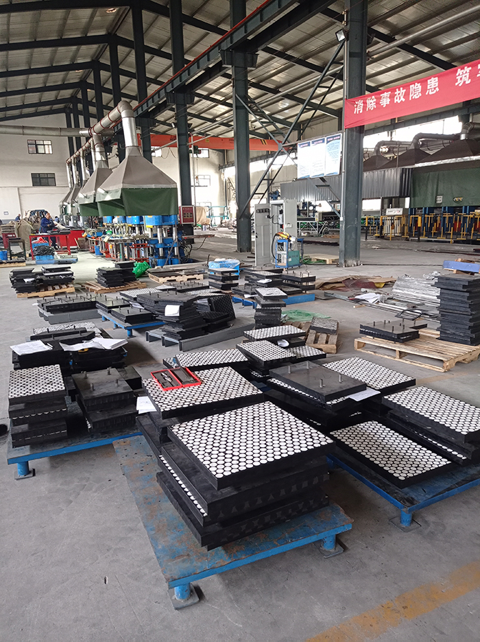 Wear Resistant Ceramic Rubber Composite Lining Chute Rubber Ceramic Lining