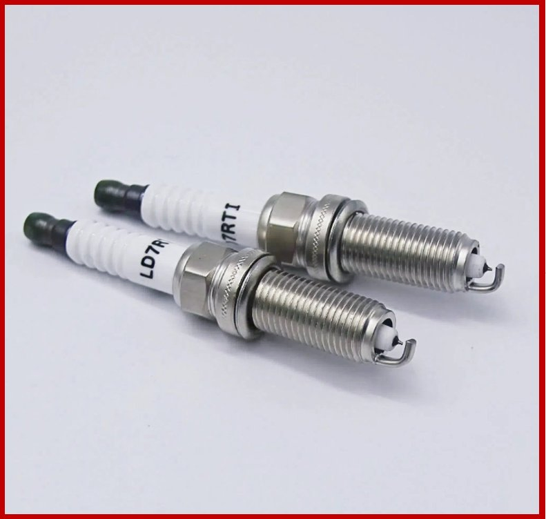 Wholesale Auto Parts Platinum Spark Plugs, Suitable for Japanese Cars